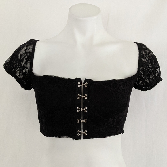 Nasty Gal Hook & Eye Lace Crop Top in Black, 2 NWT - Picture 2 of 6